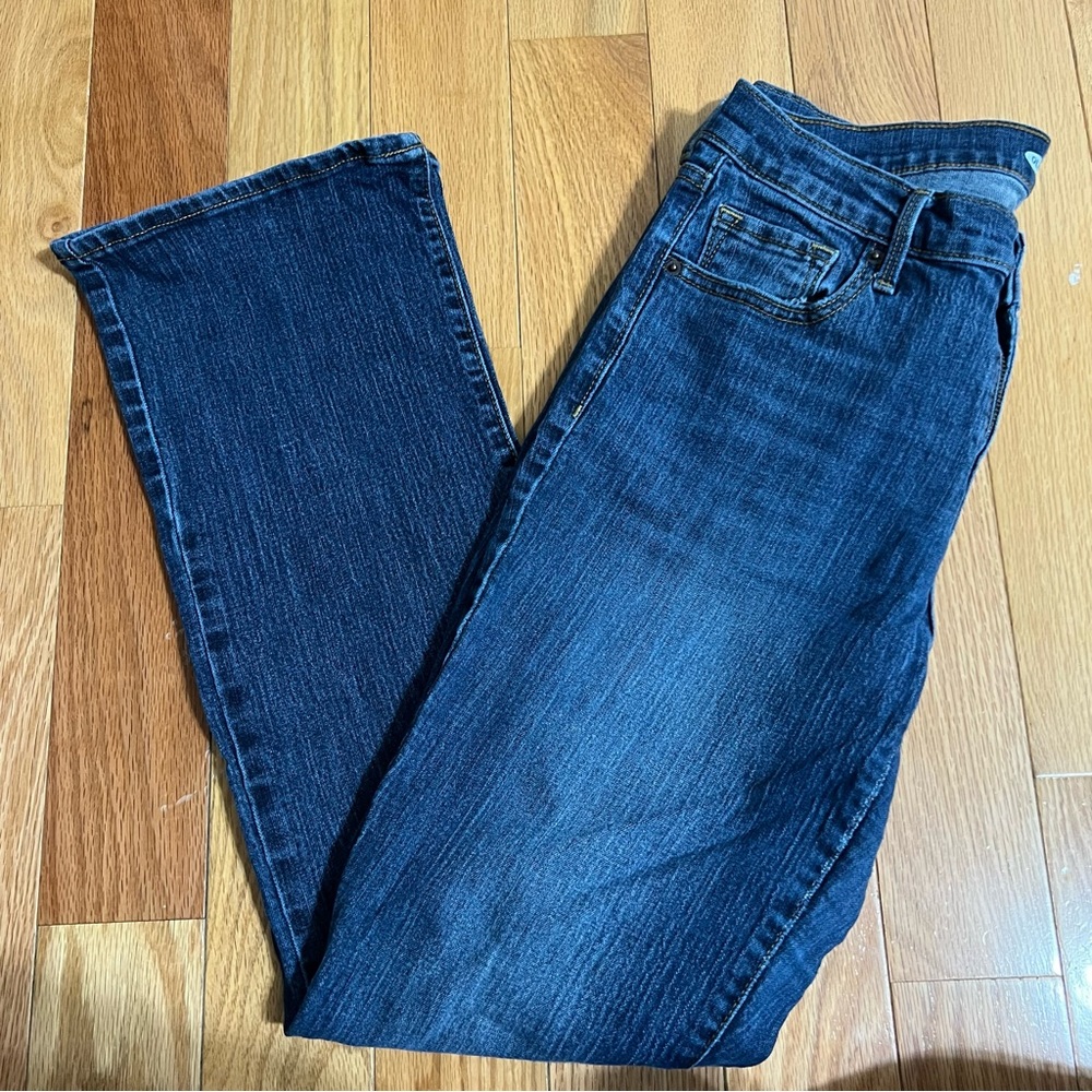Old Navy boot cut women’s curvy jeans size 8